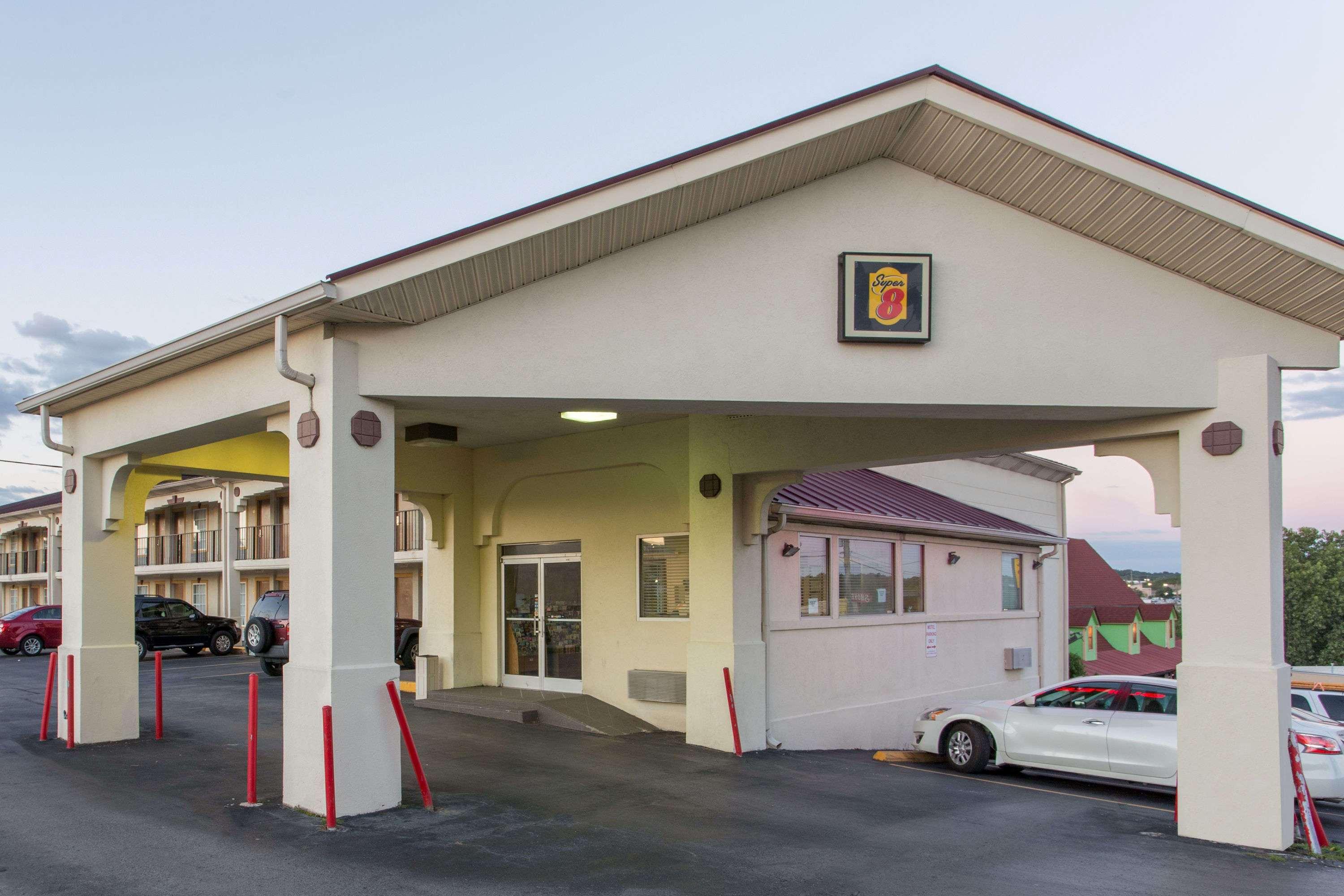 Super 8 By Wyndham Antioch/Nashville South East Exterior photo
